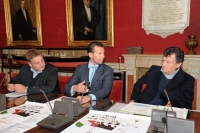 Da sinistra: l'Assessore alla Cultura del Comune di Trieste, Andrea Mariani, Manlio Romanelli, della presidenza Camerale, e Rodrigo Diaz, direttore del Festival
